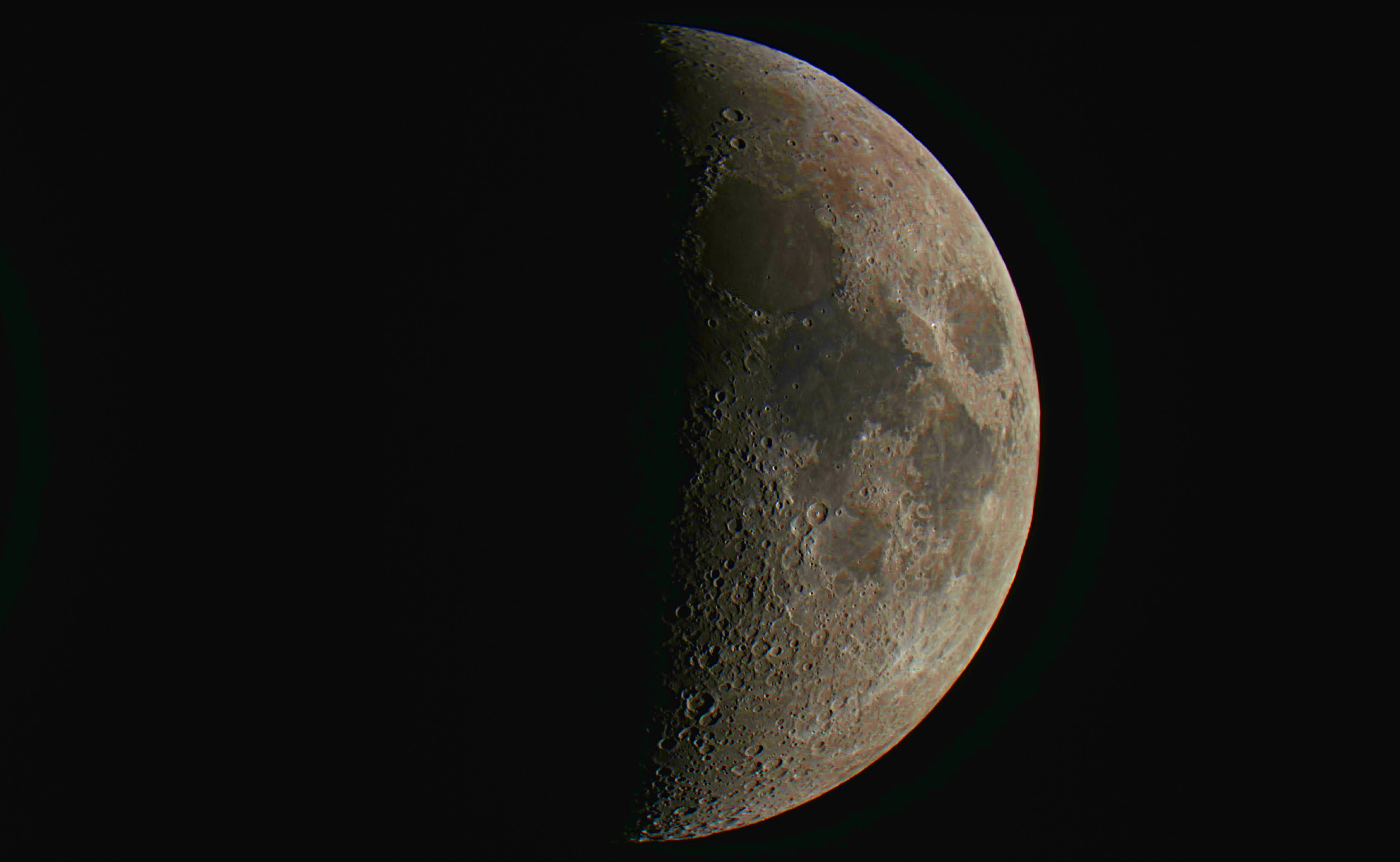 Moon - waxing - 43.7 per cent